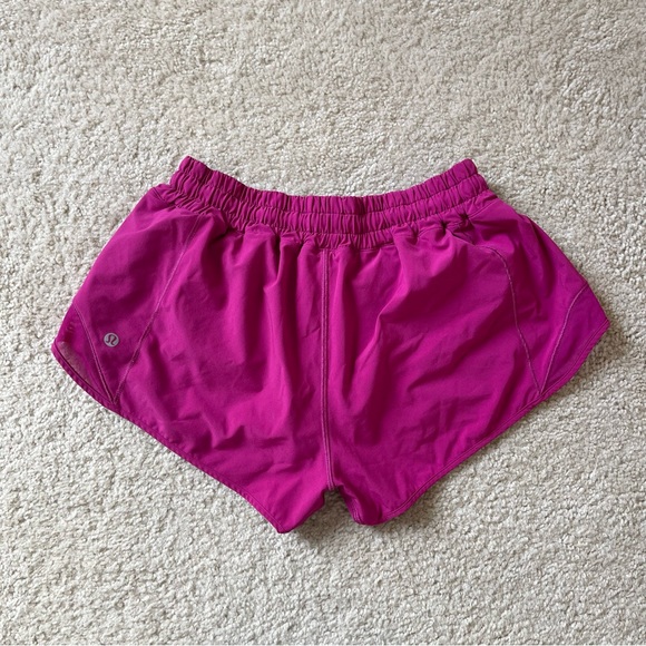 Lululemon Hotty Hot Shorts Ripened Raspberry - Picture 4 of 9